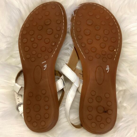 Born BOC T-Strap Thong Flat Sandals Adjustable Sling Back Ankle Buckle - Size 9 - Picture 4 of 6
